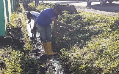 Edukasi Kepala Desa Bara Meningkatkan Kesadaran Masyarakat Dalam Kebersihan Lingkungan